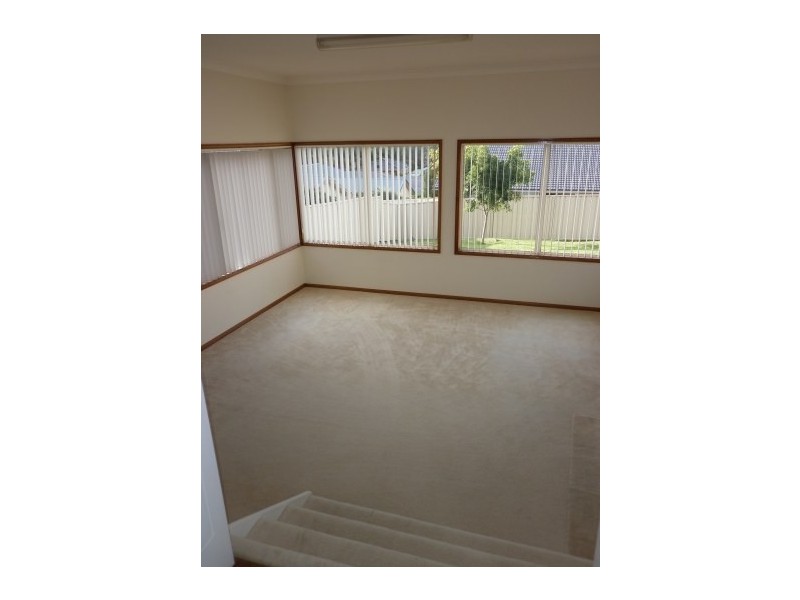 66 Kanahooka Road, Kanahooka NSW 2530