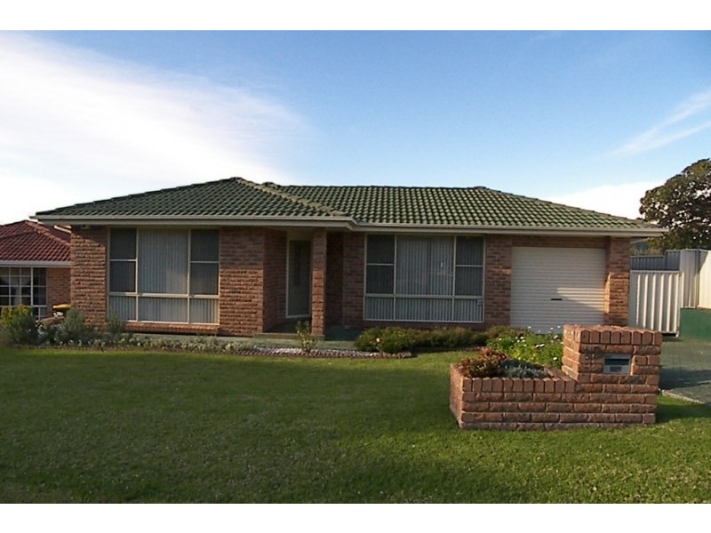 12 Franklin Place, Albion Park NSW 2527