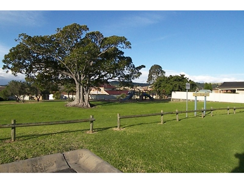 12 Franklin Place, Albion Park NSW 2527
