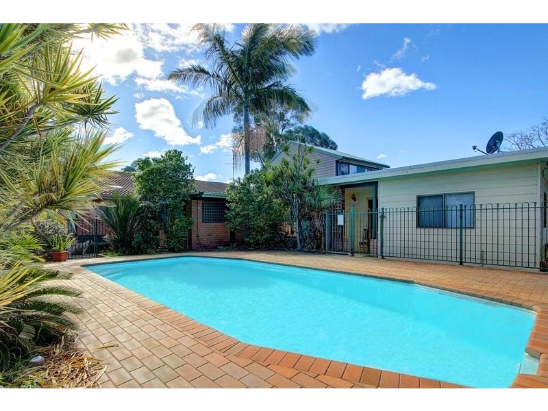 90 Koona Street, Albion Park Rail NSW 2527