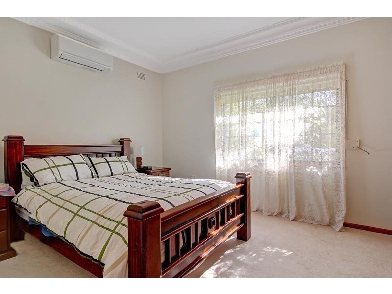 90 Koona Street, Albion Park Rail NSW 2527