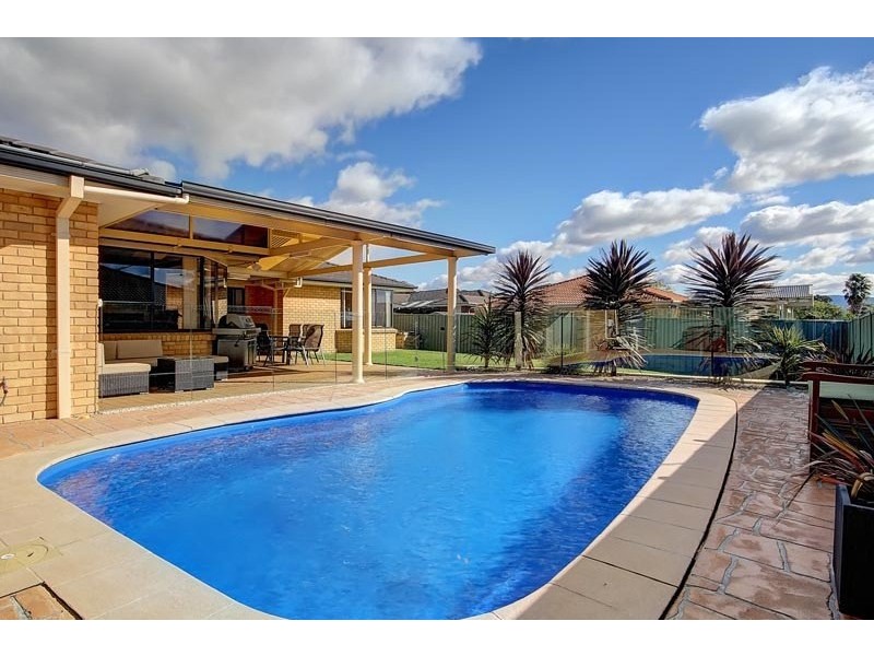 30 Chinchilla Way, Albion Park NSW 2527