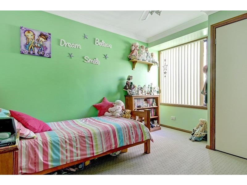 30 Chinchilla Way, Albion Park NSW 2527