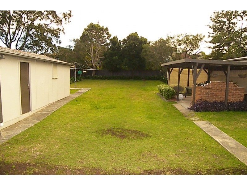 18 Palmer Avenue, Kanahooka NSW 2530