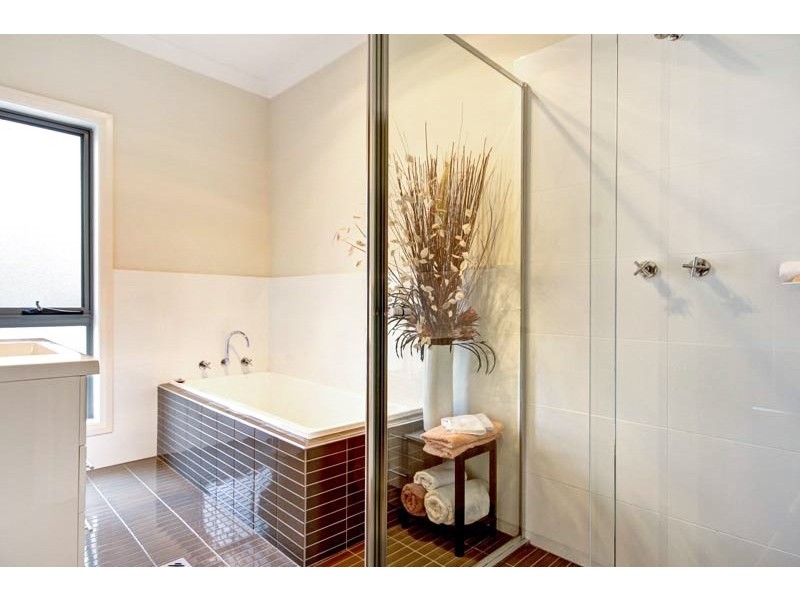 2B Cabernet Drive, Dapto NSW 2530