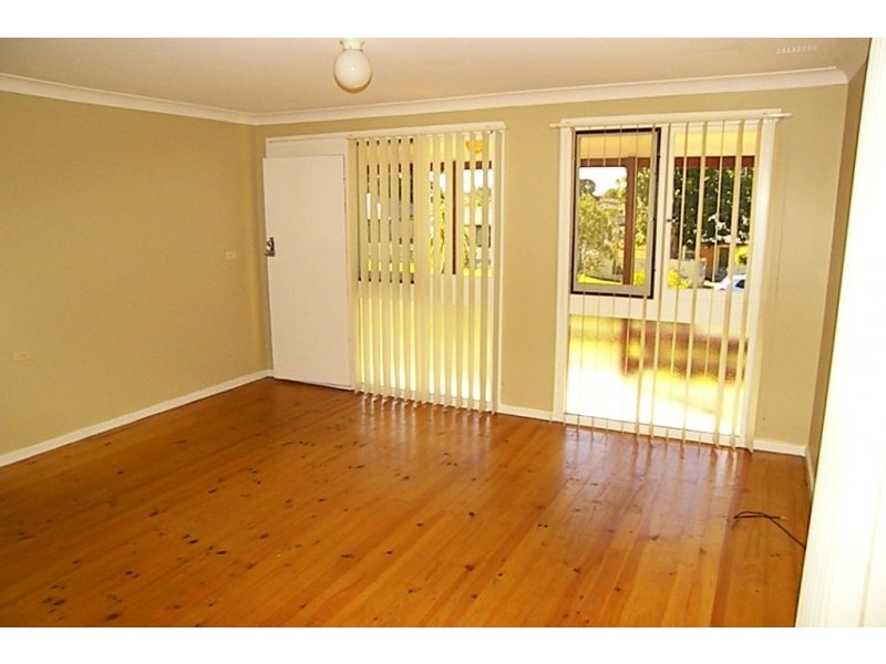 20 Kurrawa Crescent, Koonawarra NSW 2530