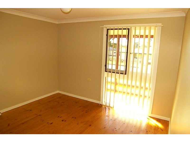 20 Kurrawa Crescent, Koonawarra NSW 2530
