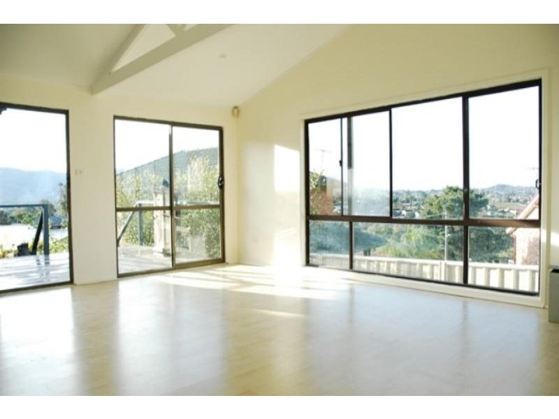 114 Wyndarra Way, Koonawarra NSW 2530