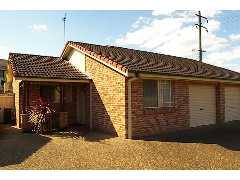 2/13-15 Osborne Street, Dapto NSW 2530