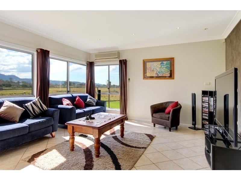 14 Barham Place, Horsley NSW 2530