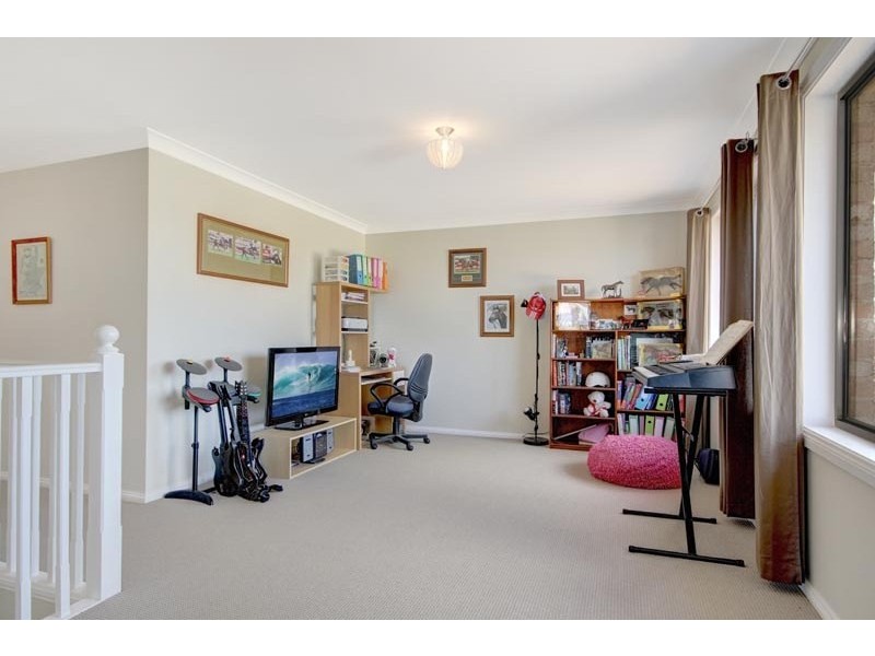 14 Barham Place, Horsley NSW 2530