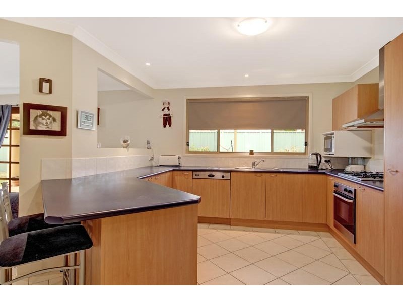 8 Kariewood Circuit, Horsley NSW 2530