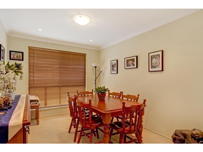 8 Kariewood Circuit, Horsley NSW 2530