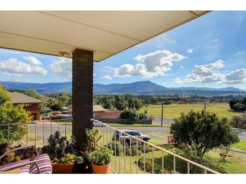 2/5 Brolga Street, Kanahooka NSW 2530