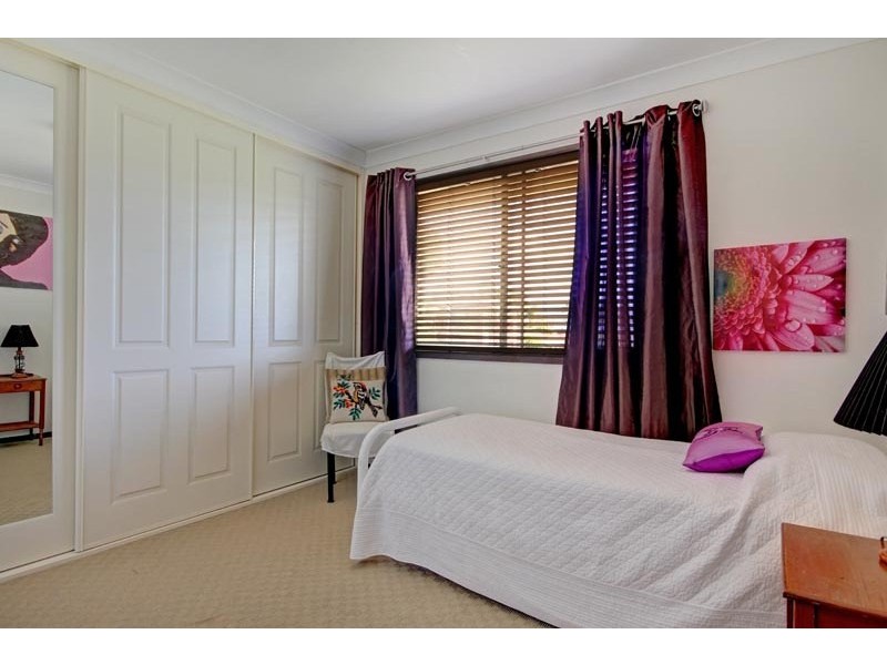 2/5 Brolga Street, Kanahooka NSW 2530