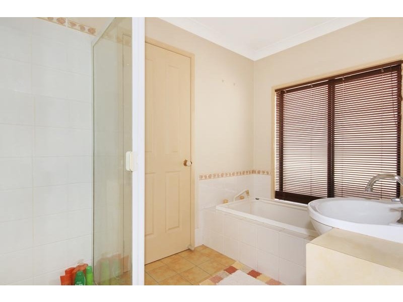 14 Karara Avenue, Horsley NSW 2530