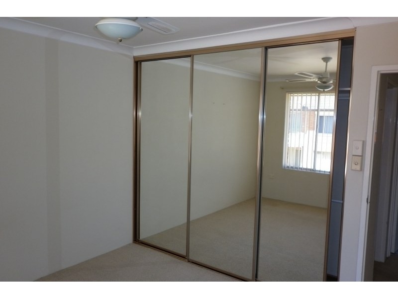 7/15 Prince Edward Drive, Brownsville NSW 2530