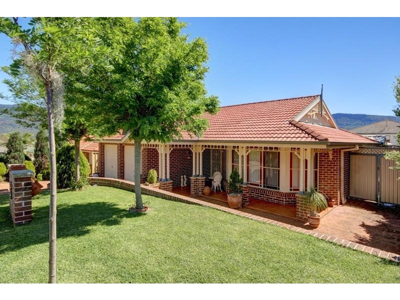 12 Brisbane Grove, Horsley NSW 2530