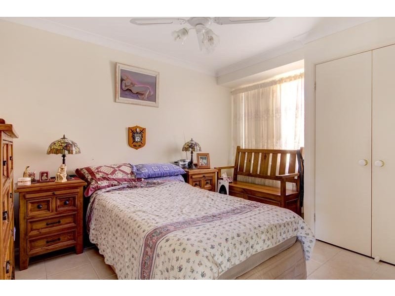 12 Brisbane Grove, Horsley NSW 2530