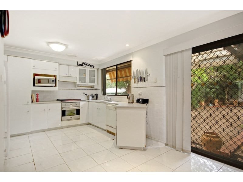 21 Glenview Street, Dapto NSW 2530