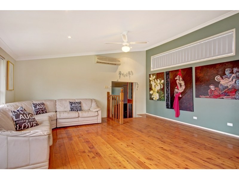 21 Glenview Street, Dapto NSW 2530
