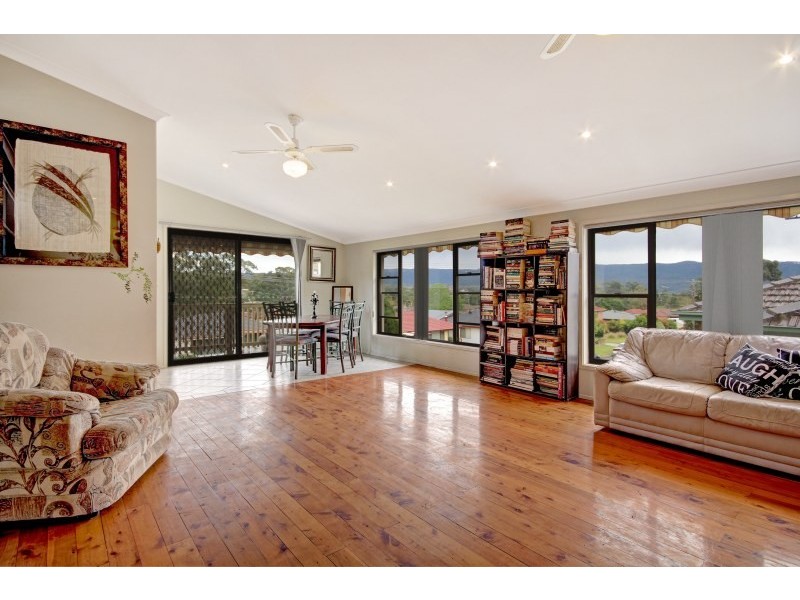 21 Glenview Street, Dapto NSW 2530