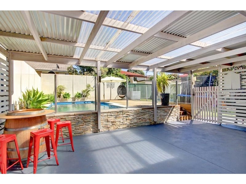 26 Burrell Crescent, Dapto NSW 2530