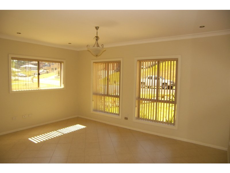 15 Rosemount Street, Dapto NSW 2530