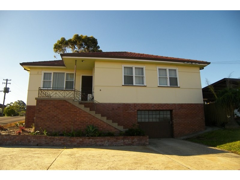 8 Outlook Drive, Figtree NSW 2525