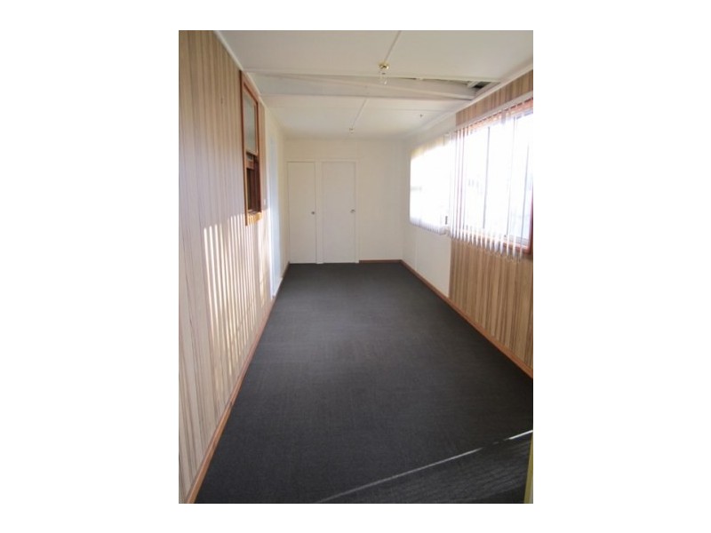 8 Outlook Drive, Figtree NSW 2525