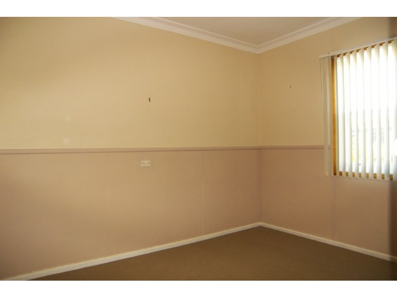 8 Outlook Drive, Figtree NSW 2525