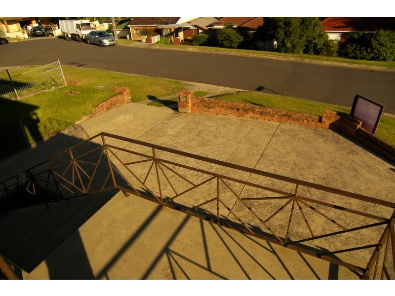 8 Outlook Drive, Figtree NSW 2525