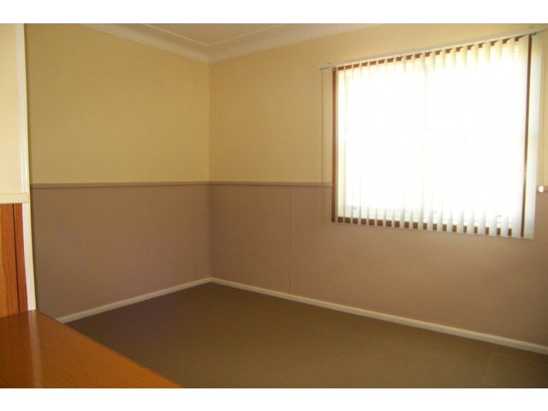 8 Outlook Drive, Figtree NSW 2525