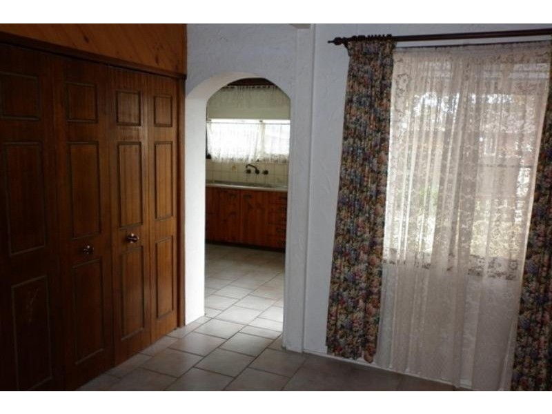 11 Caloola Avenue, Koonawarra NSW 2530