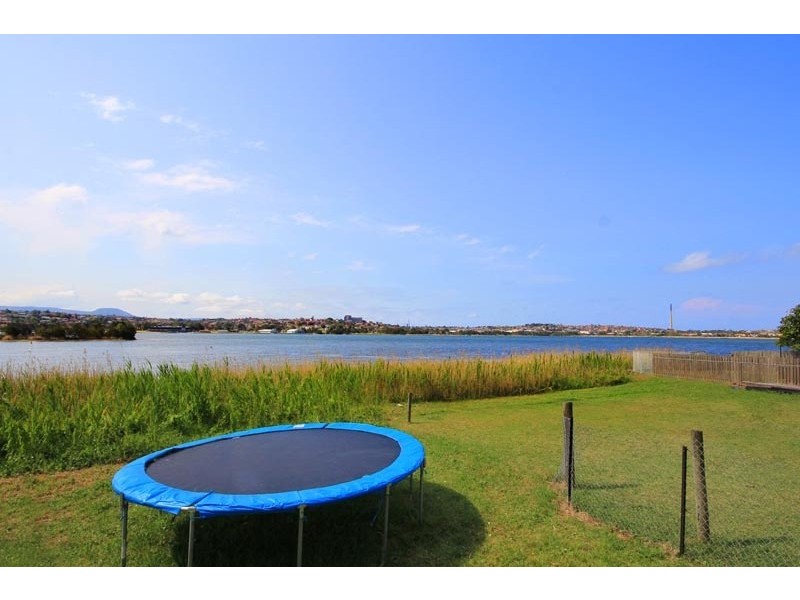 164 Lakeview Parade, Primbee NSW 2502