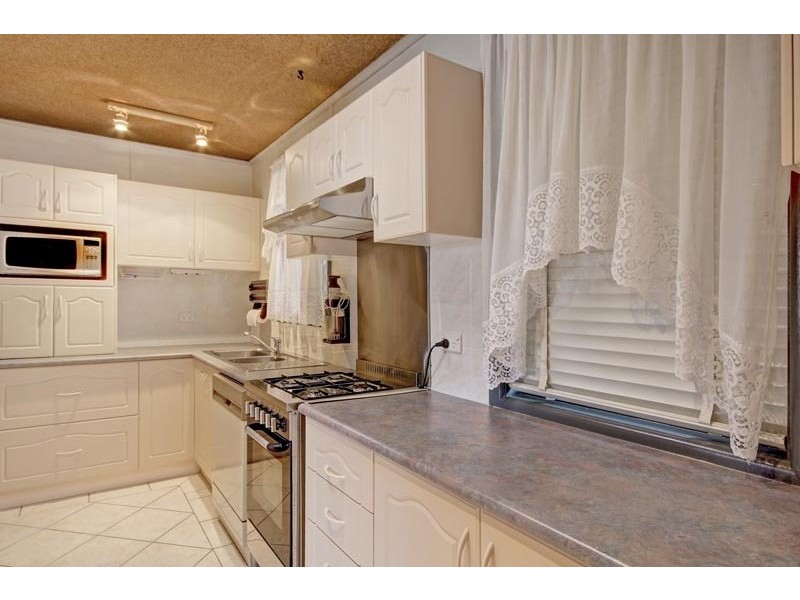 20 Echuca Crescent, Koonawarra NSW 2530