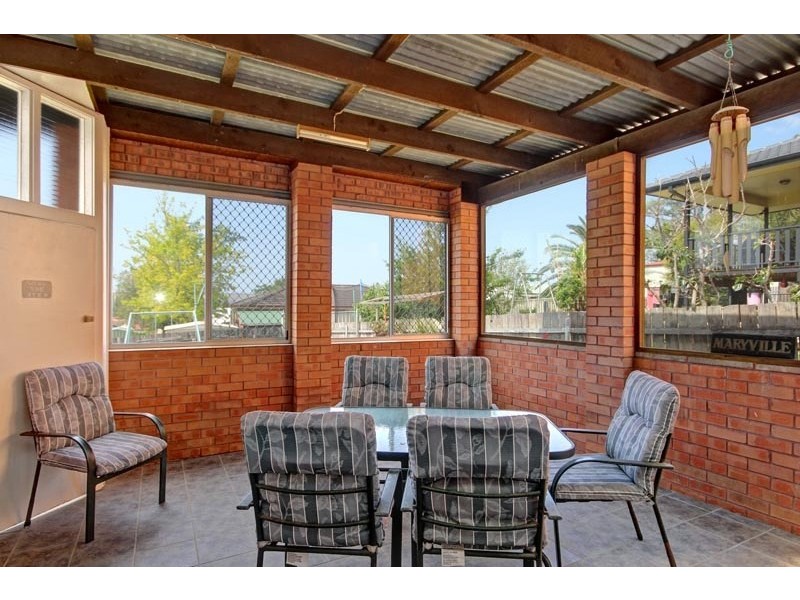 8 Harvey Street, Dapto NSW 2530