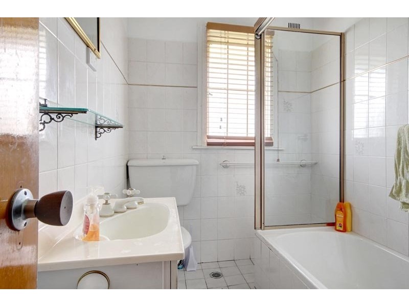 18 Bangaroo Avenue, Dapto NSW 2530