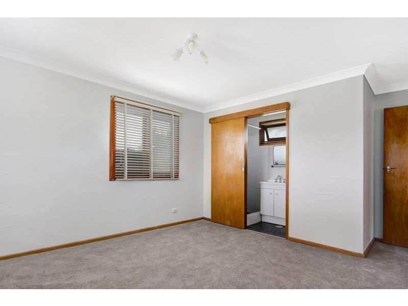 18 Bangaroo Avenue, Dapto NSW 2530
