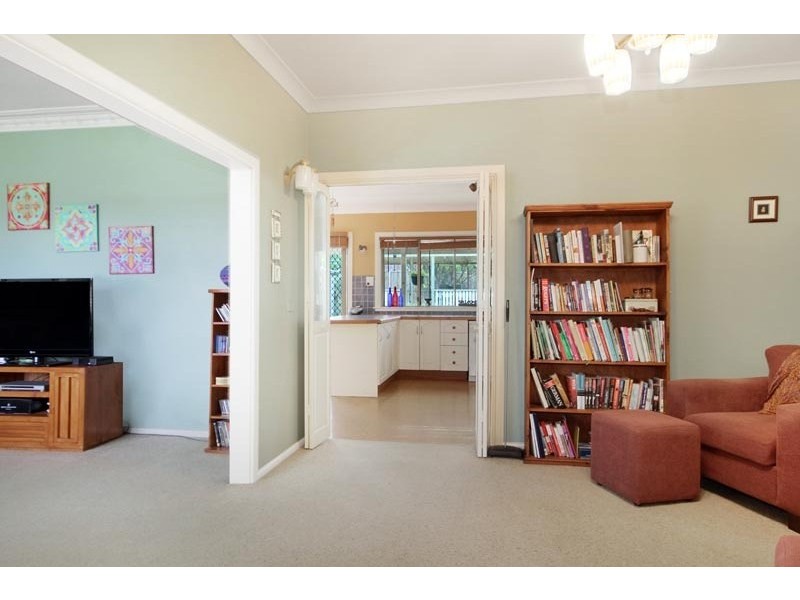 15 Yorkshire Road, Dapto NSW 2530