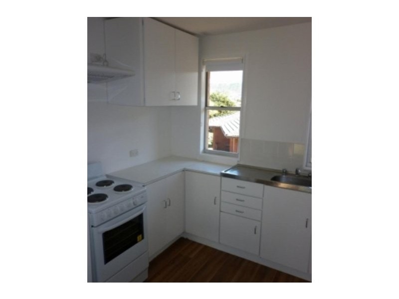 4 Emerson Road, Dapto NSW 2530