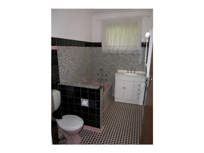 16 Unara Road, Dapto NSW 2530