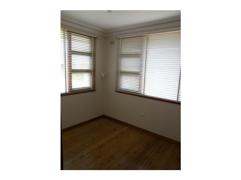 16 Unara Road, Dapto NSW 2530