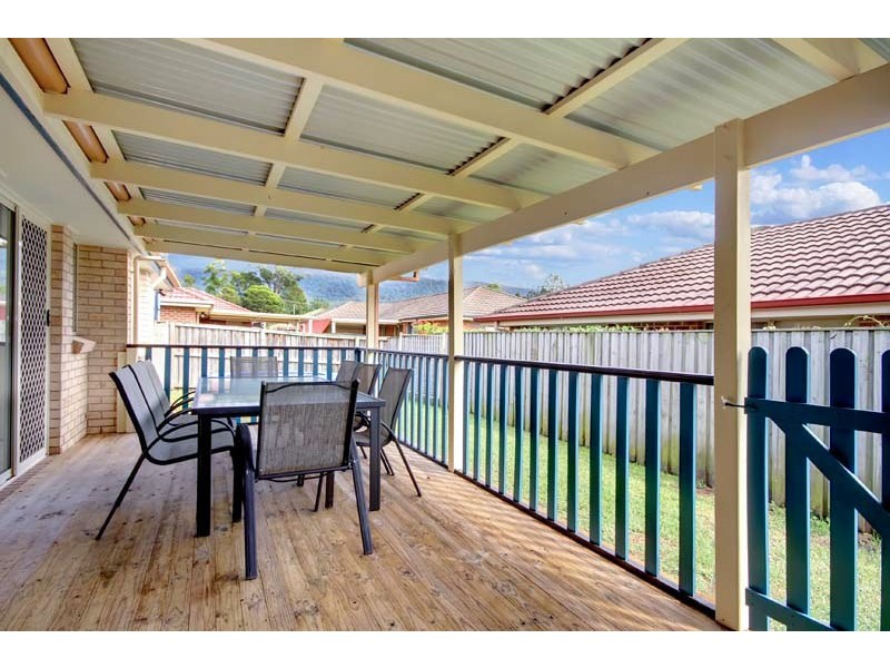 22 Glenlee Drive, Horsley NSW 2530
