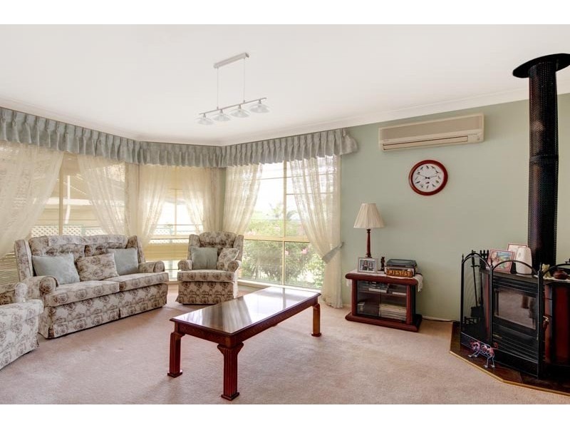 39 Brindabella Drive, Horsley NSW 2530