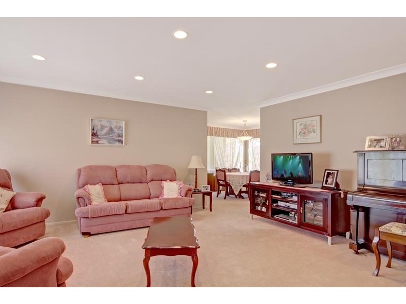 39 Brindabella Drive, Horsley NSW 2530