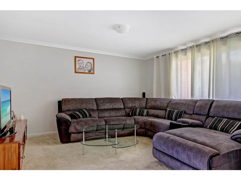7b Campaspe Circuit, Albion Park NSW 2527