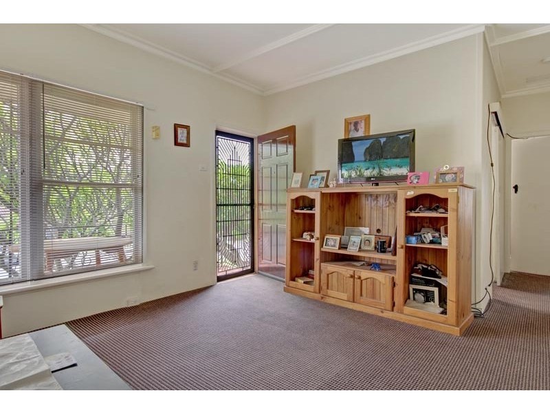 57 Prince Edward Drive, Dapto NSW 2530