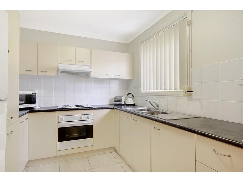 2/120 Bong Bong Road, Horsley NSW 2530