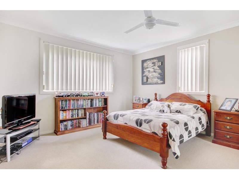 2/120 Bong Bong Road, Horsley NSW 2530